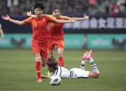 半岛体育网站入口-世界女足联赛盛大启幕，球迷热情参与观赛