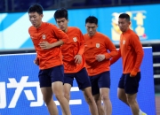 半岛体育娱乐-包含沙尔克教练组人事调整，全力备战下一轮比赛的词条