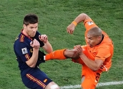 半岛体育电竞-精彩亮点频现，足球比赛让人陶醉的简单介绍