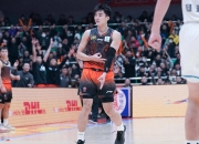 半岛体育官网-宁波队在与山东队对战中表现出非凡实力