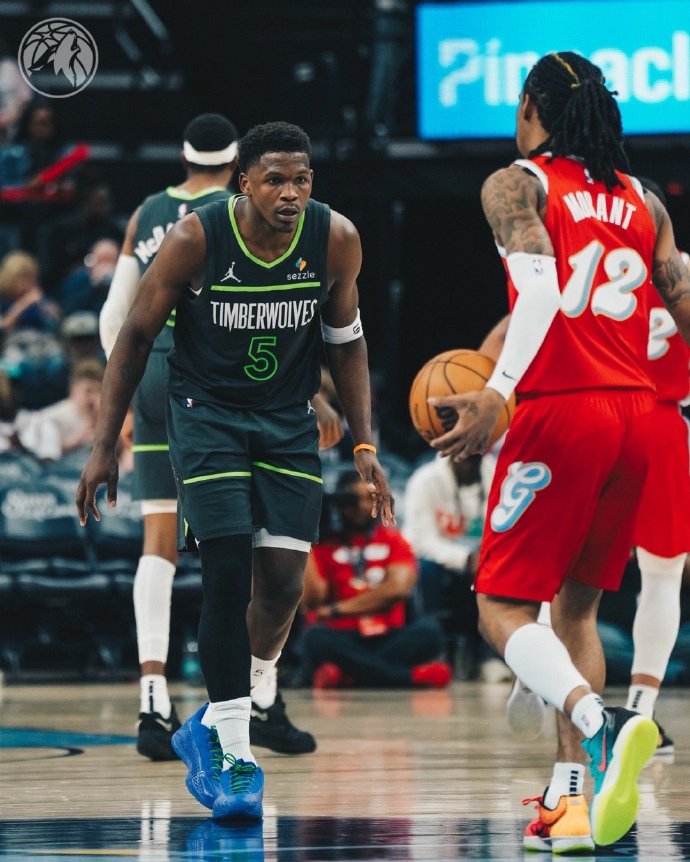 灰熊客场击败森林狼,取得四连胜 灰熊客场击败森林狼,取得四连胜