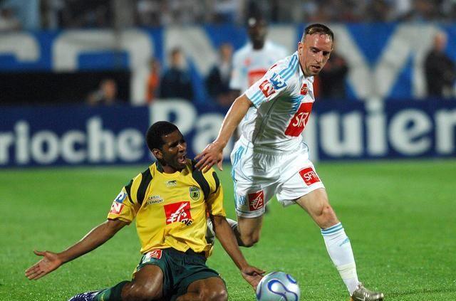 关于马赛获得一场平局,落后积分榜前列球队的信息 关于马赛获得一场平局,落后积分榜前列球队的信息