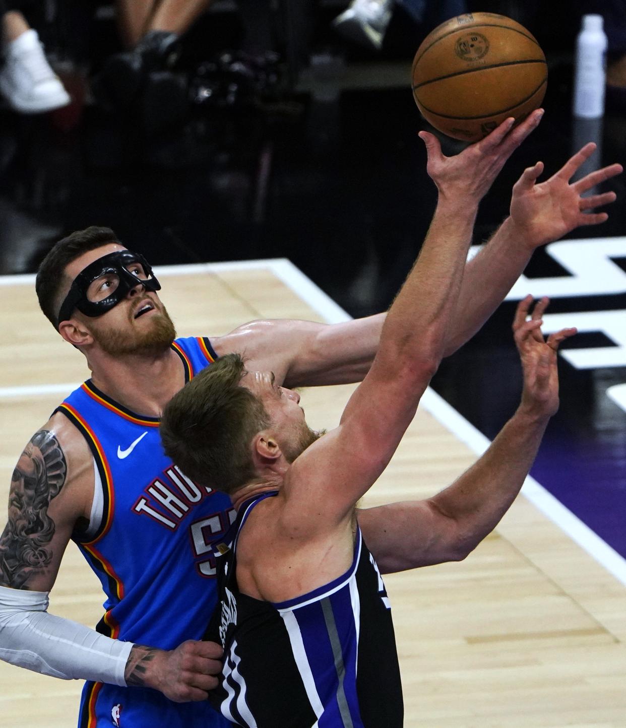 NBA常规赛再掀风波精彩比赛打破记录赛季仍未谢幕的简单介绍 NBA常规赛再掀风波精彩比赛打破记录赛季仍未谢幕的简单介绍