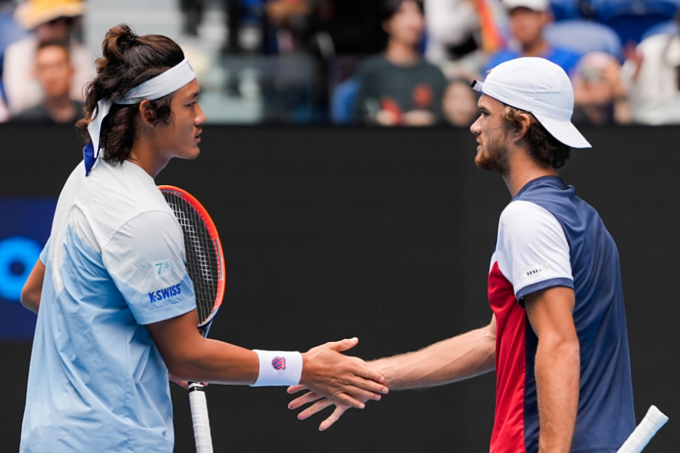 西班牙巴塞罗那战绩赢下圣地亚哥，力压对手的简单介绍