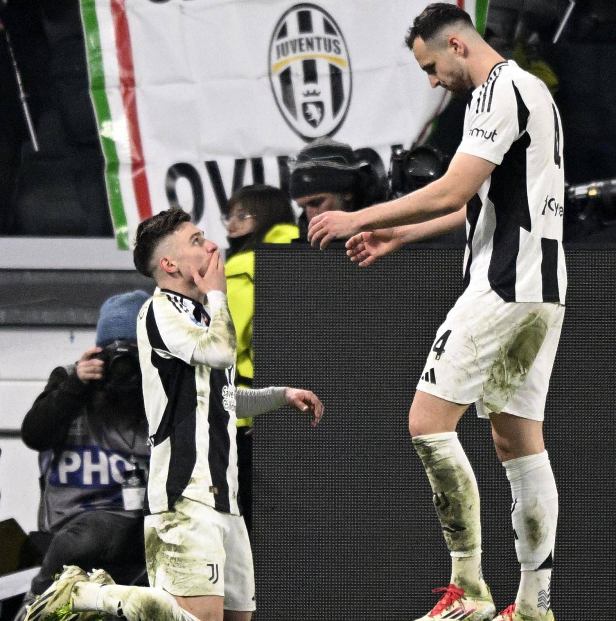 米兰德比！尤文图斯力克AC米兰，3-2险胜的简单介绍