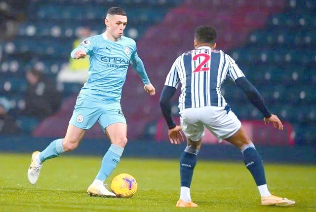 包含曼联继续不败，客场击败谢菲联的词条