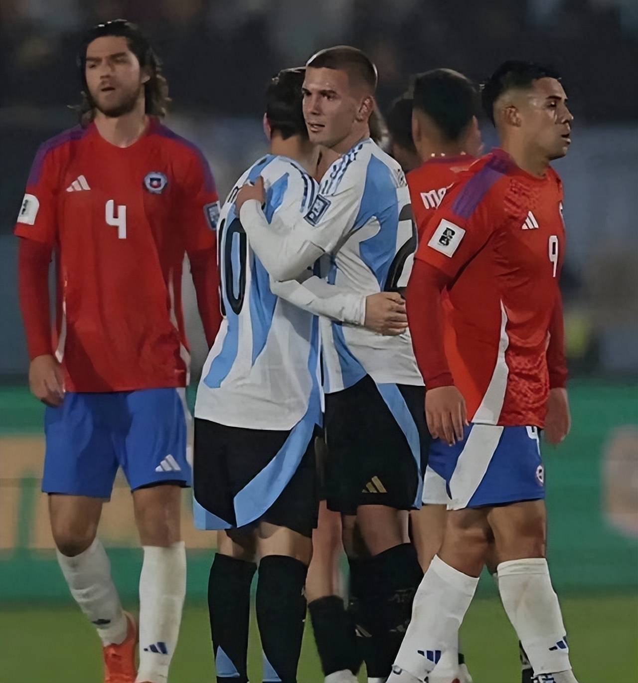 阿根廷被德国逼平，保住积分榜次席的简单介绍