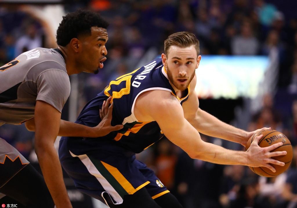 犹他爵士队力克太阳，取得系列赛优势的简单介绍