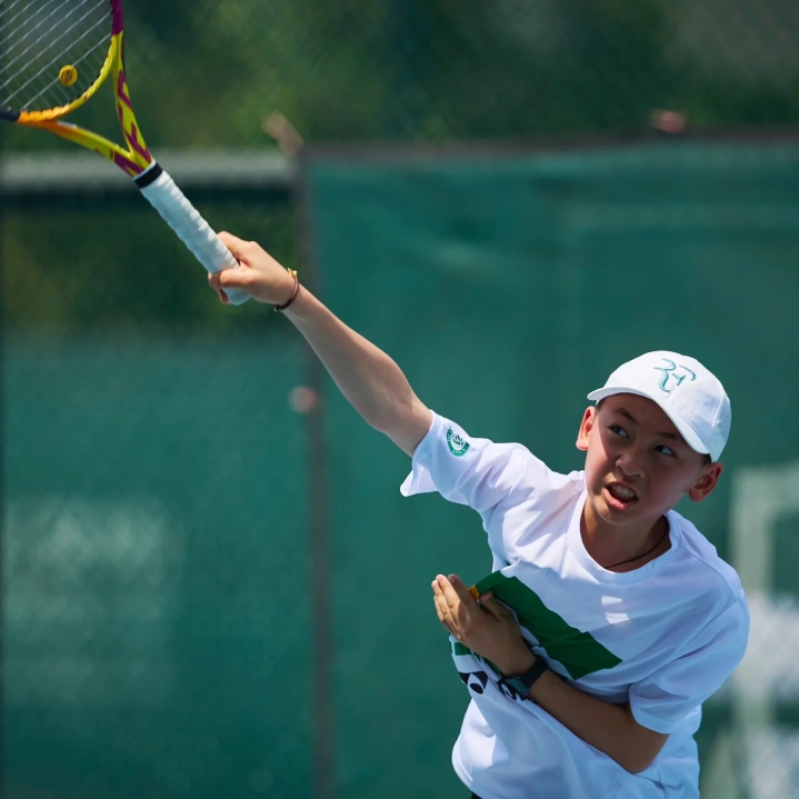加拿大运动员态度坚定,追赶第一名的简单介绍 加拿大运动员态度坚定,追赶第一名的简单介绍