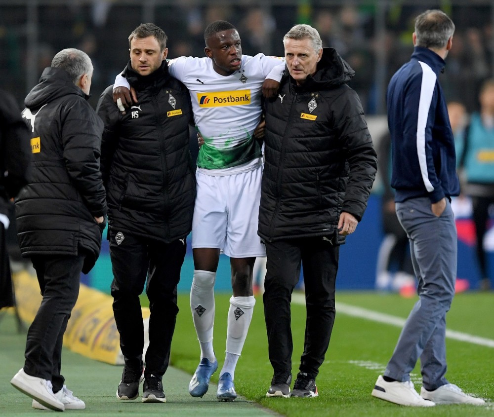 包含奥地利红牛意外失利,德甲保级压力增大的词条 包含奥地利红牛意外失利,德甲保级压力增大的词条