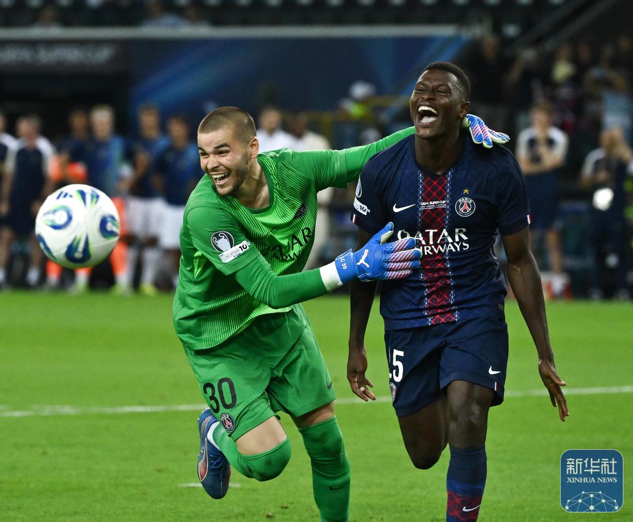 巴黎圣日耳曼积极奋斗，全队协力共赴胜利的简单介绍